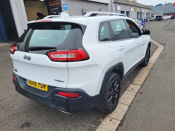 Used Jeep Cherokee 2015 for sale - 76206125: Photo