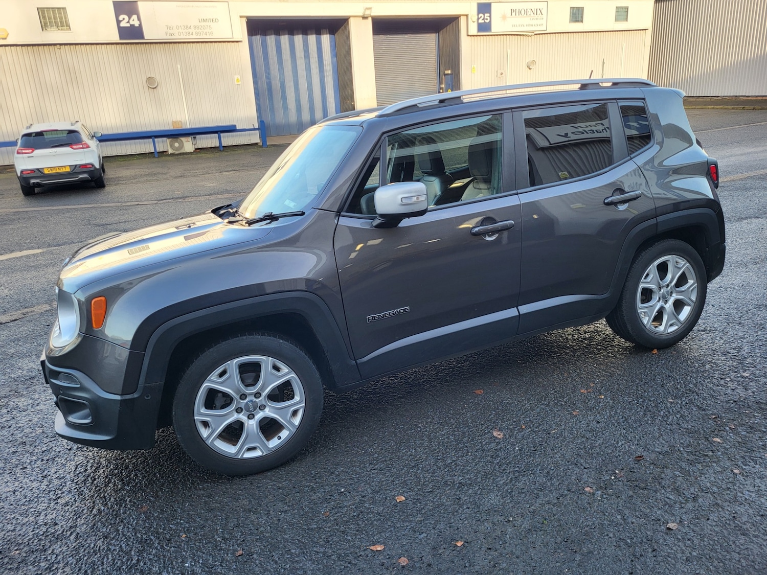 Used Jeep Renegade 2017 for sale - 76897170: Photo 5