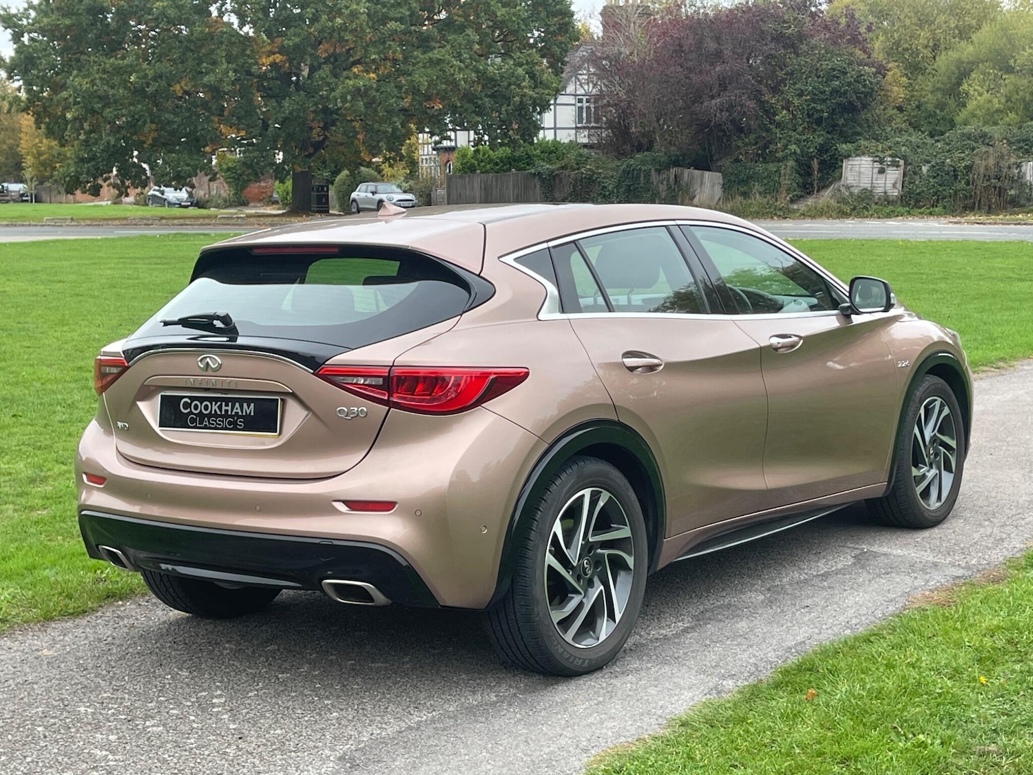 Used Infiniti Q30 2015 for sale - 76514488: Photo 20