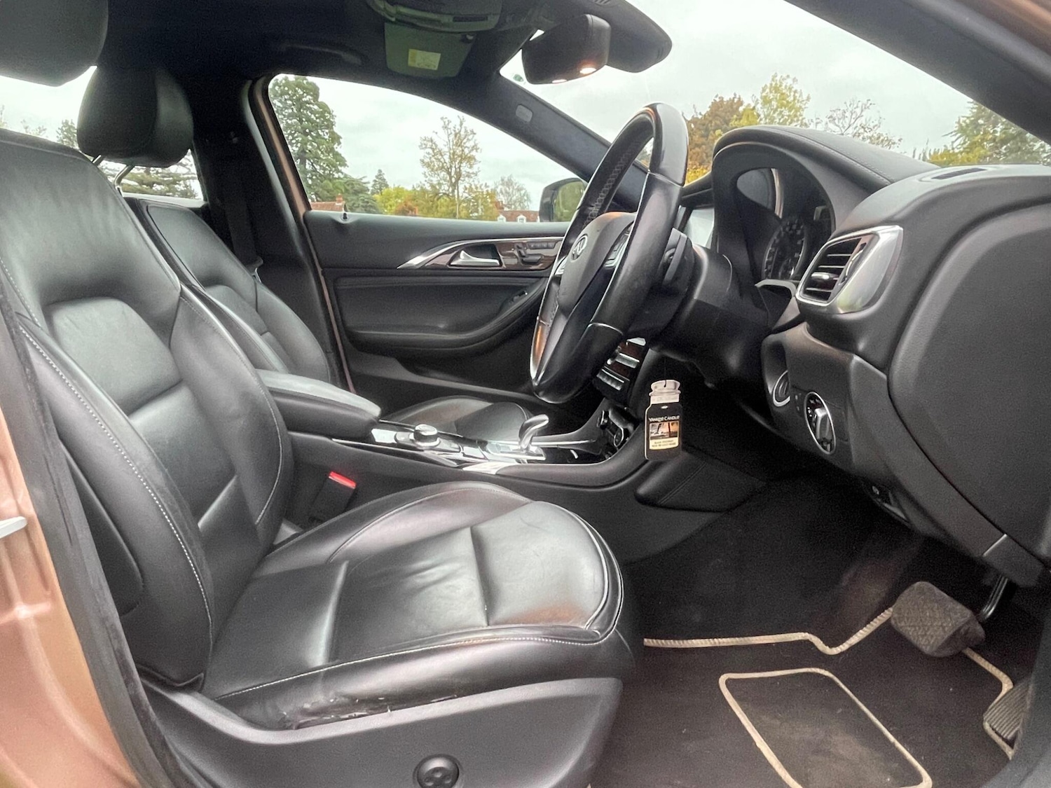 Used Infiniti Q30 2015 for sale - 76514488: Photo 25