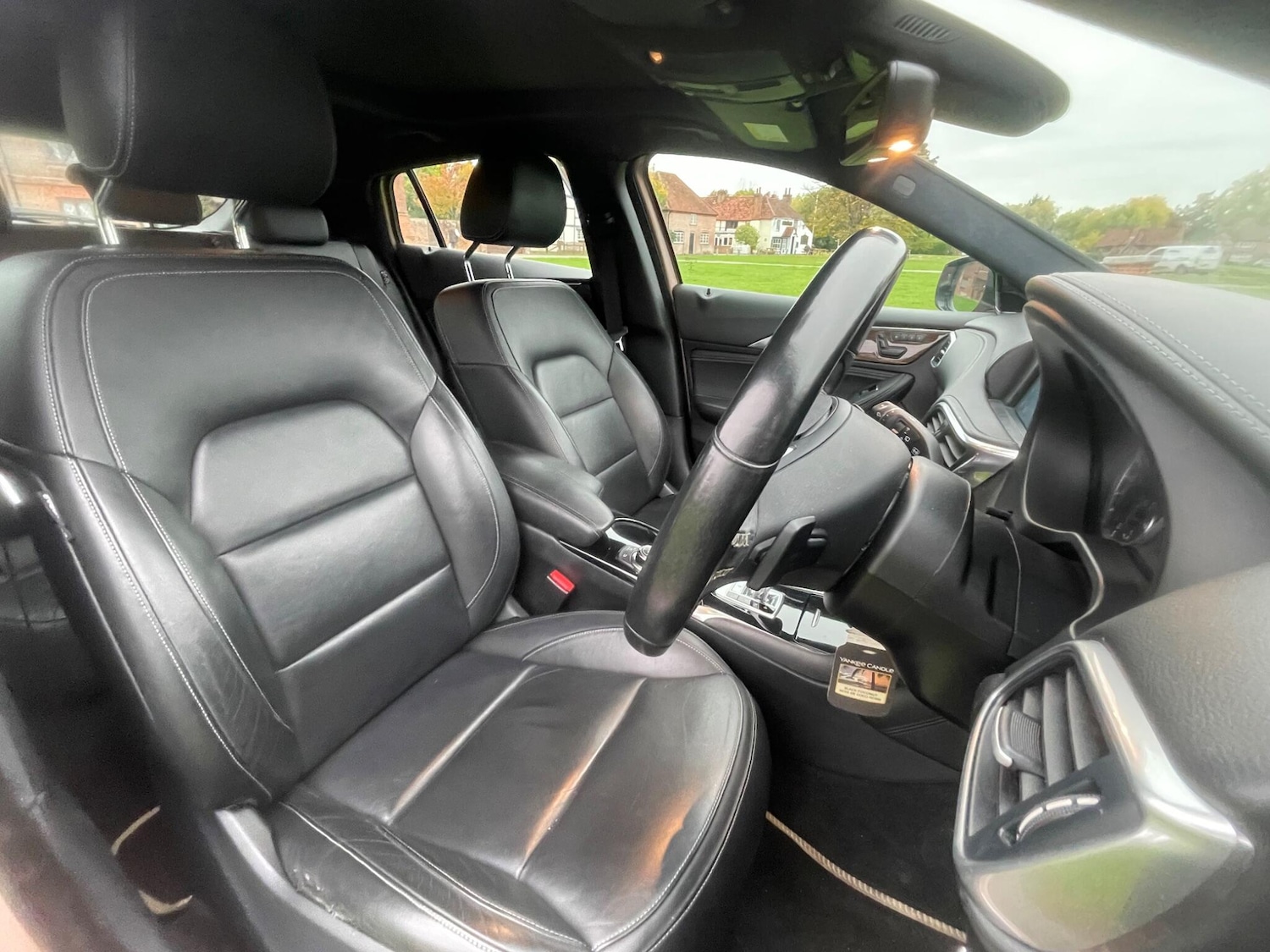 Used Infiniti Q30 2015 for sale - 76514488: Photo 27