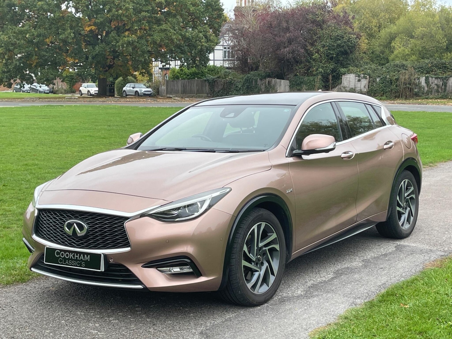 Used Infiniti Q30 2015 for sale - 76514488: Photo 3