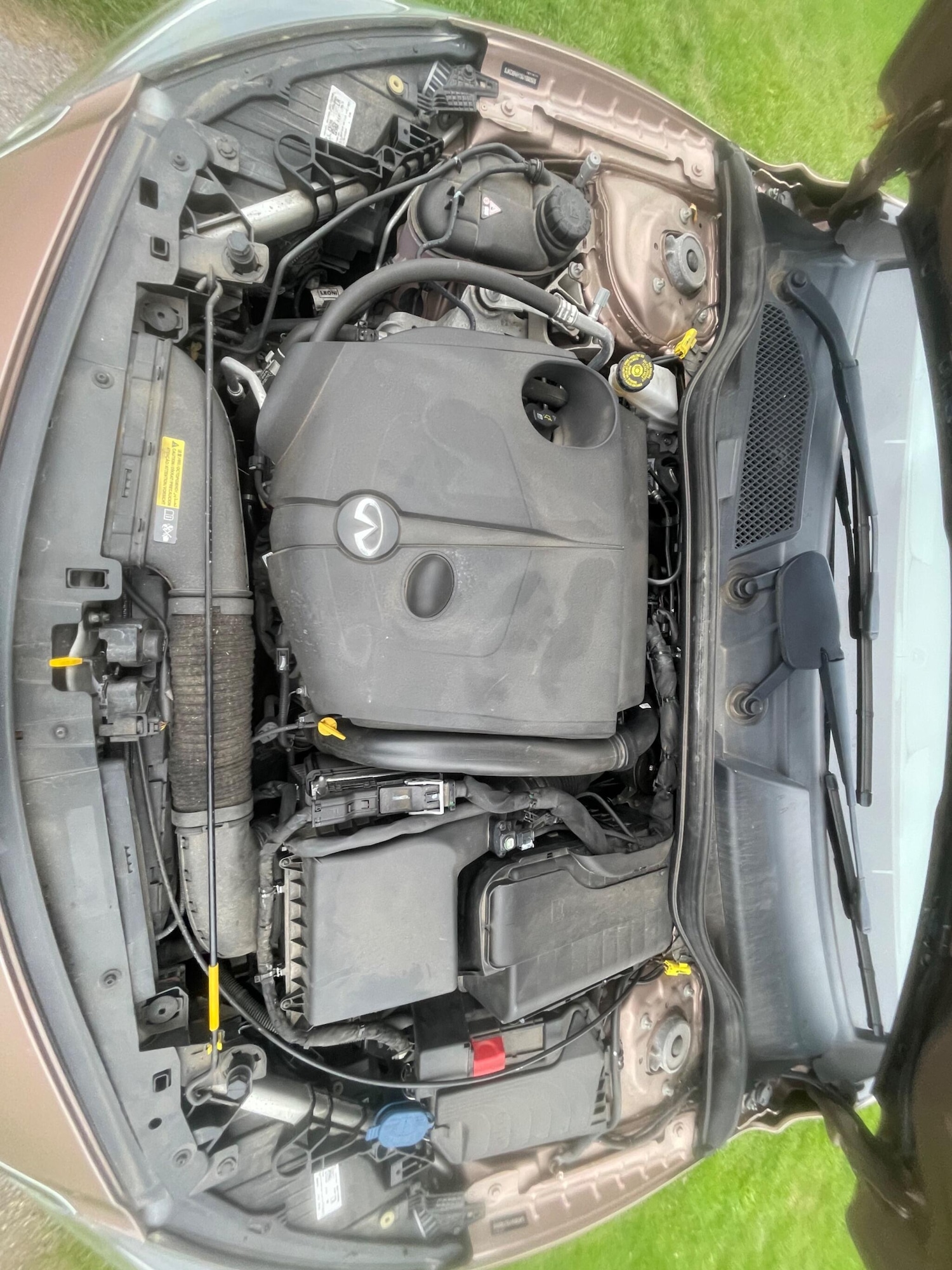 Used Infiniti Q30 2015 for sale - 76514488: Photo 37