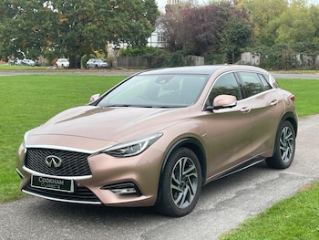 Used Infiniti Q30 2015 for sale - 76514488: Photo