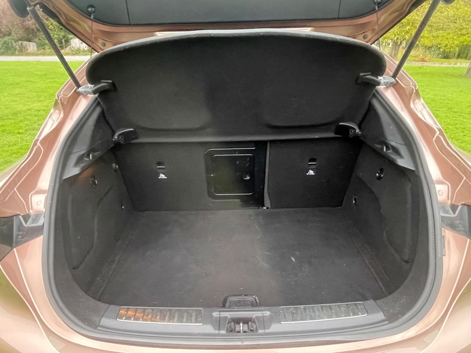 Used Infiniti Q30 2015 for sale - 76514488: Photo 49