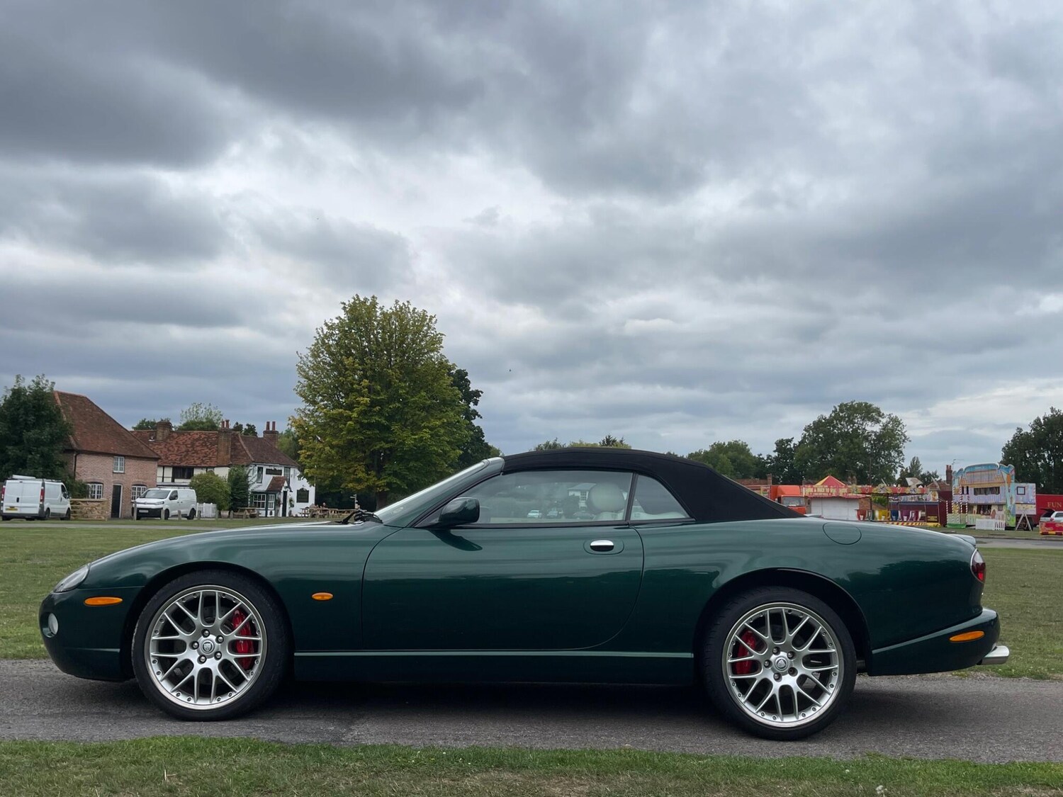 Used Jaguar XKR 2006 for sale - 76514483: Photo 16