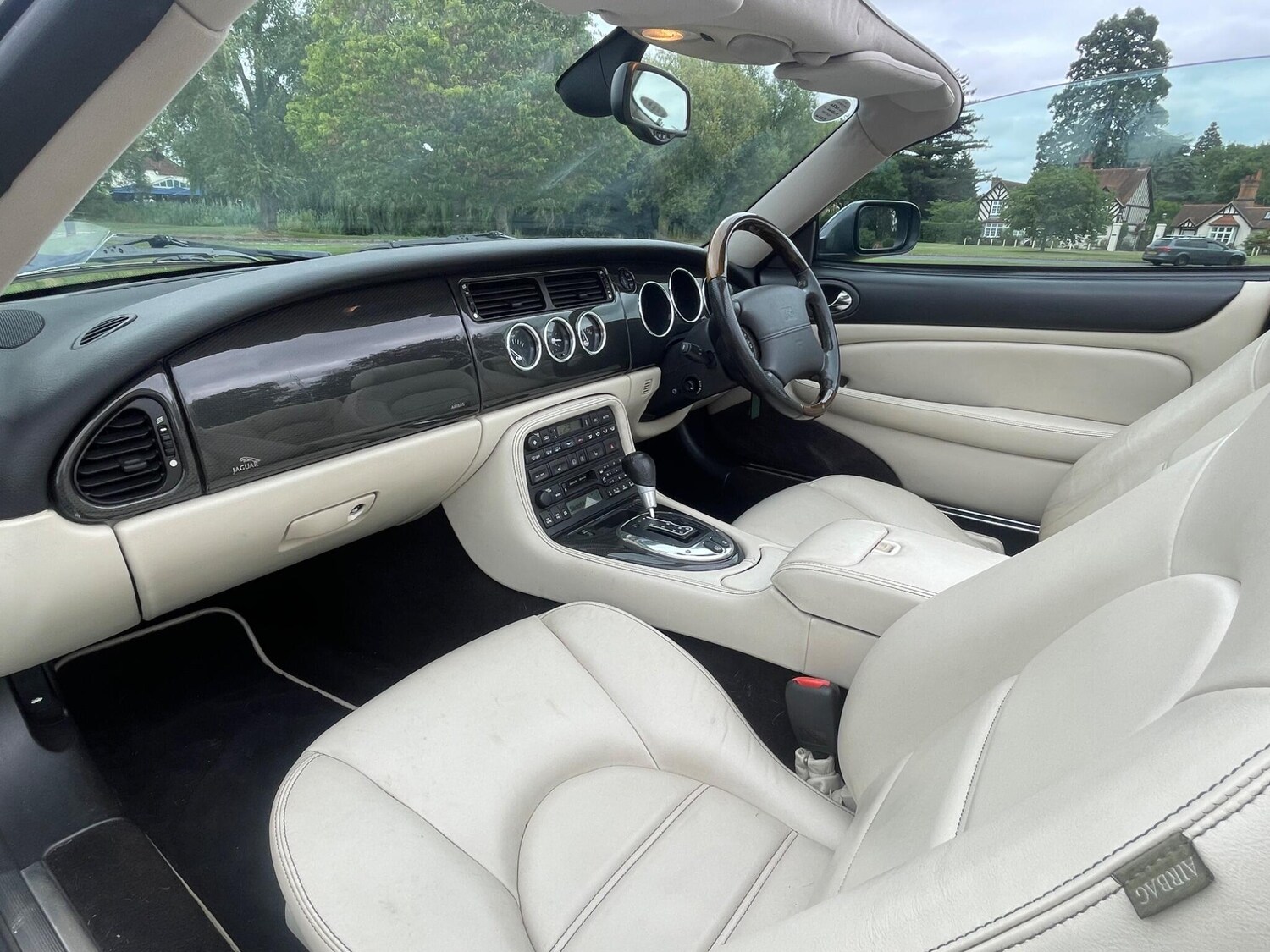 Used Jaguar XKR 2006 for sale - 76514483: Photo 27