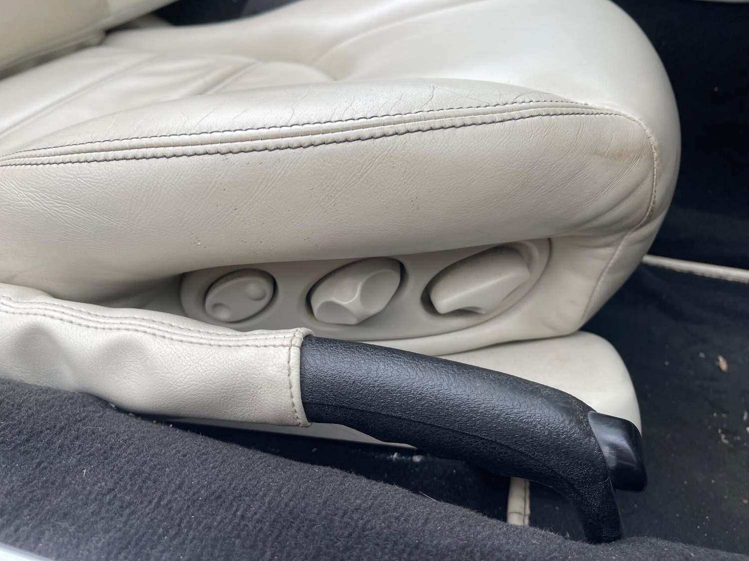 Used Jaguar XKR 2006 for sale - 76514483: Photo 62