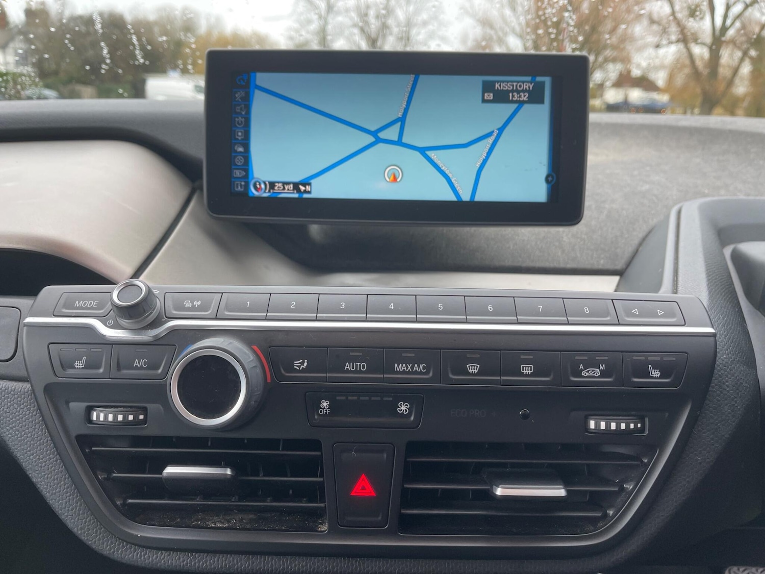 Used BMW i3 2015 for sale - 76976824: Photo 21