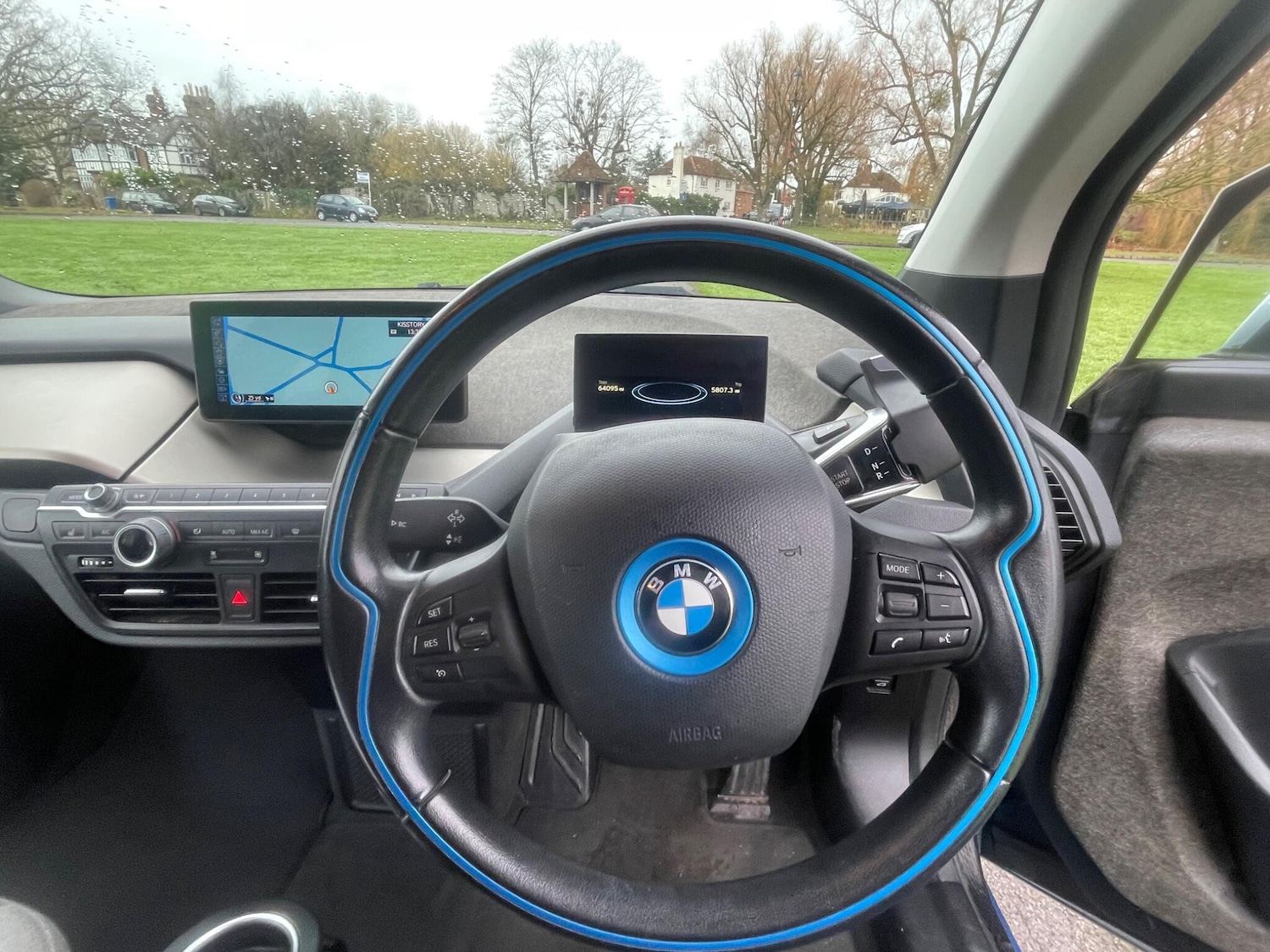 Used BMW i3 2015 for sale - 76976824: Photo 23