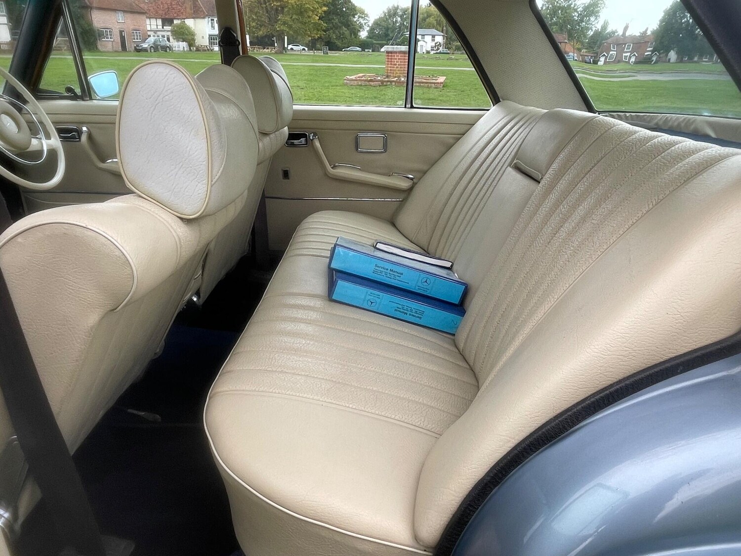 Used Mercedes-Benz 280 1972 for sale - 76514485: Photo 22