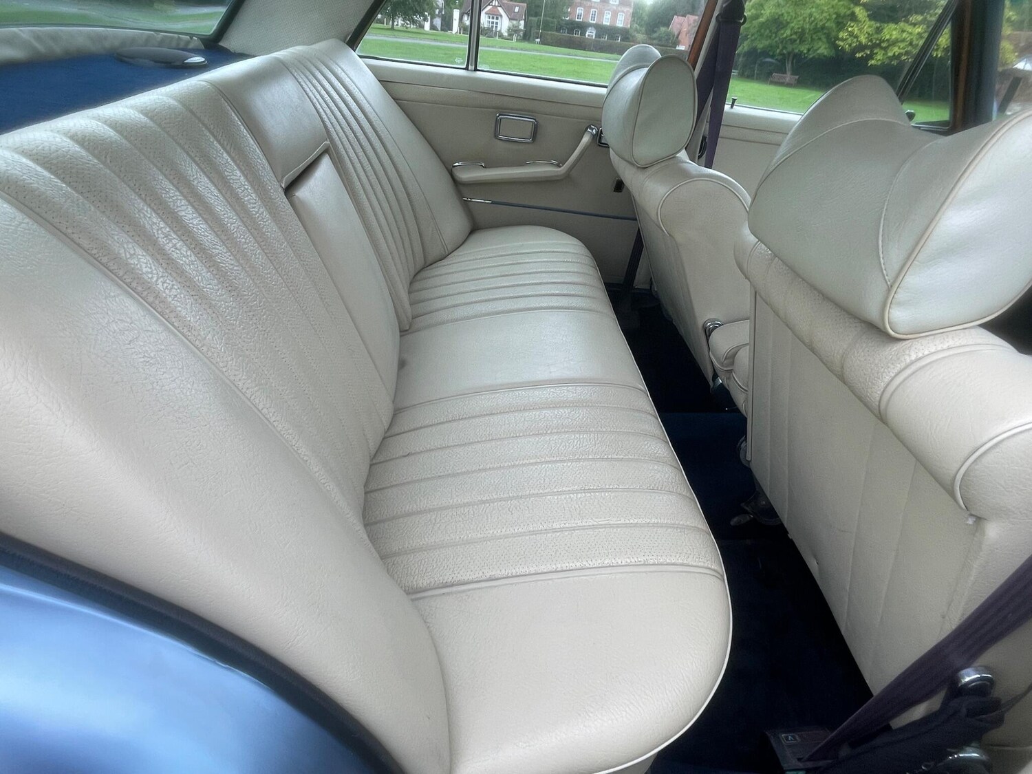 Used Mercedes-Benz 280 1972 for sale - 76514485: Photo 23