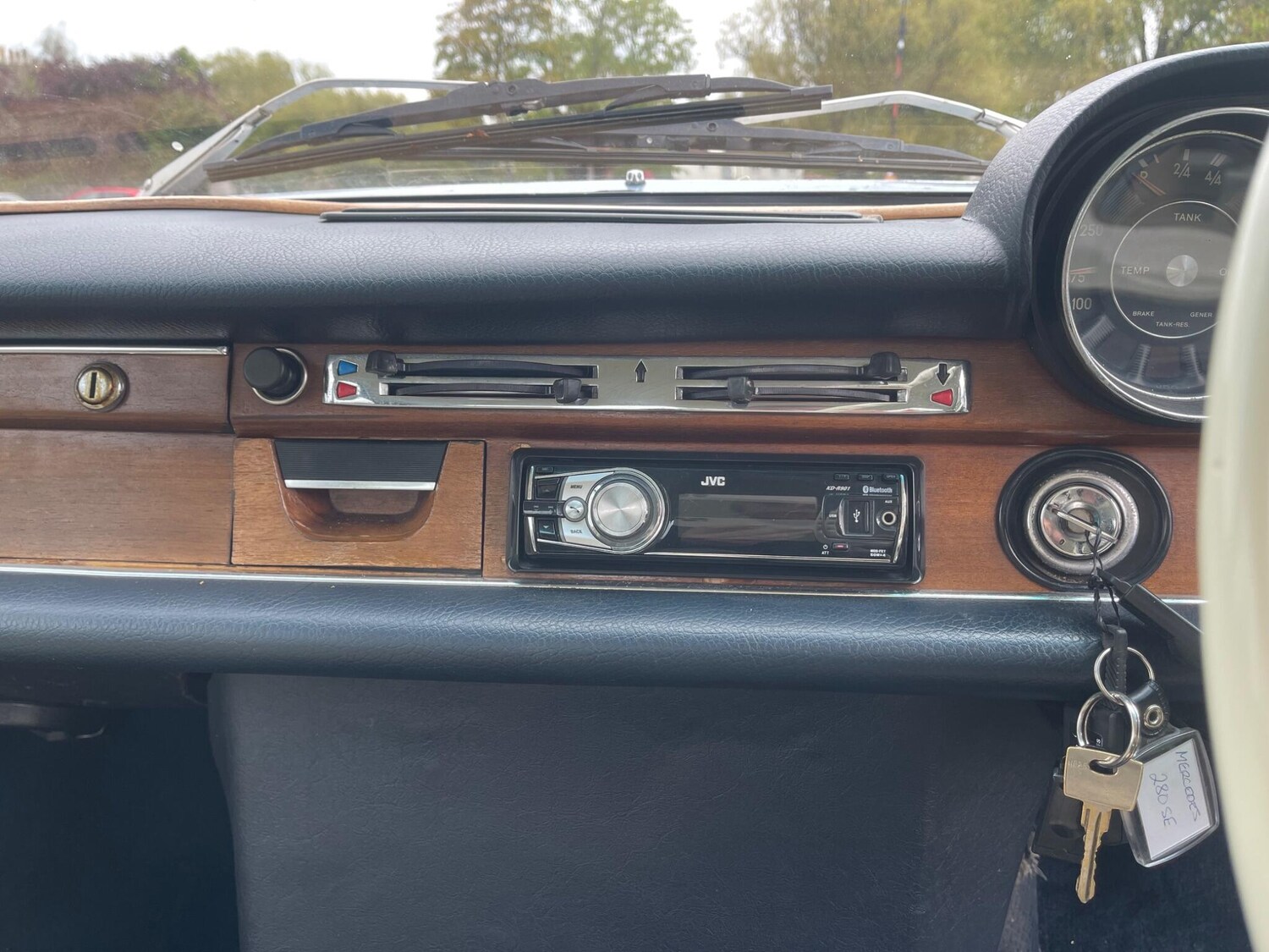 Used Mercedes-Benz 280 1972 for sale - 76514485: Photo 37