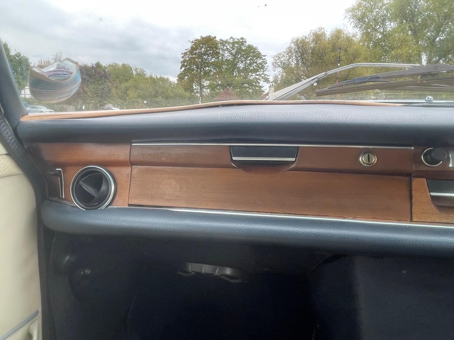 Used Mercedes-Benz 280 1972 for sale - 76514485: Photo 38