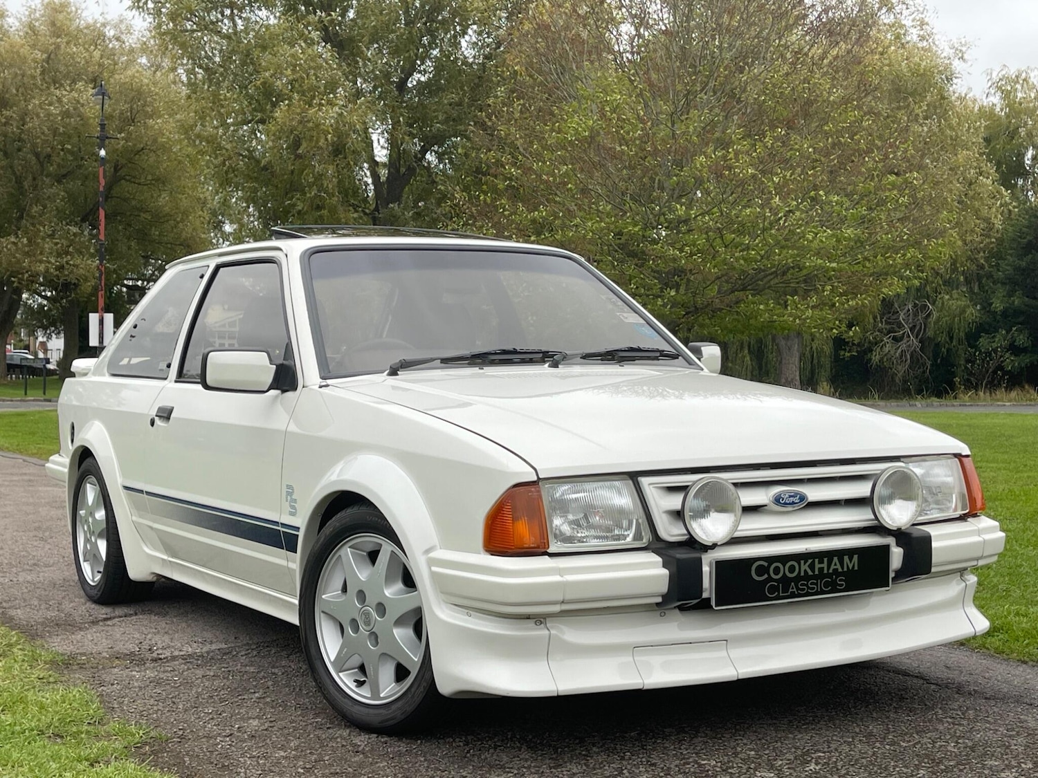 Used Ford Escort for sale - 76514486: Photo 1