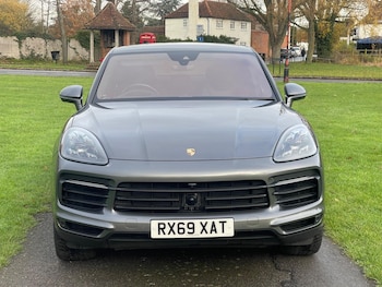 Used Porsche Cayenne 2019 for sale - 76850042: Photo