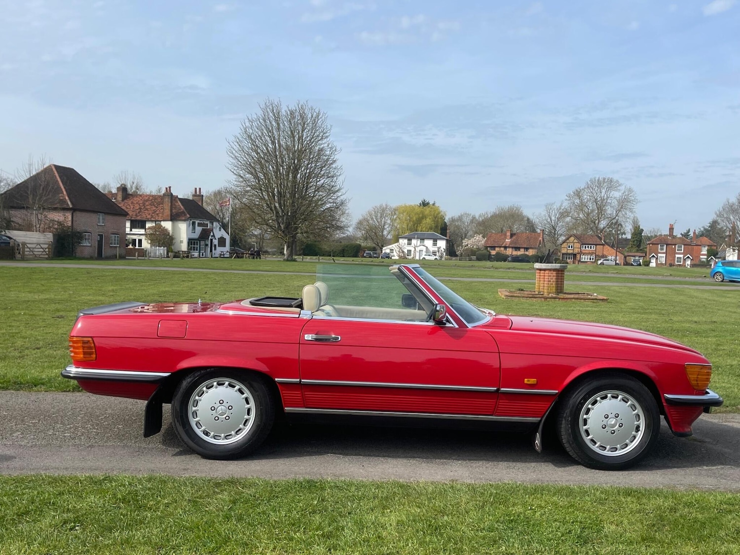 Used Mercedes-Benz 500 SL for sale - 77977940: Photo 17