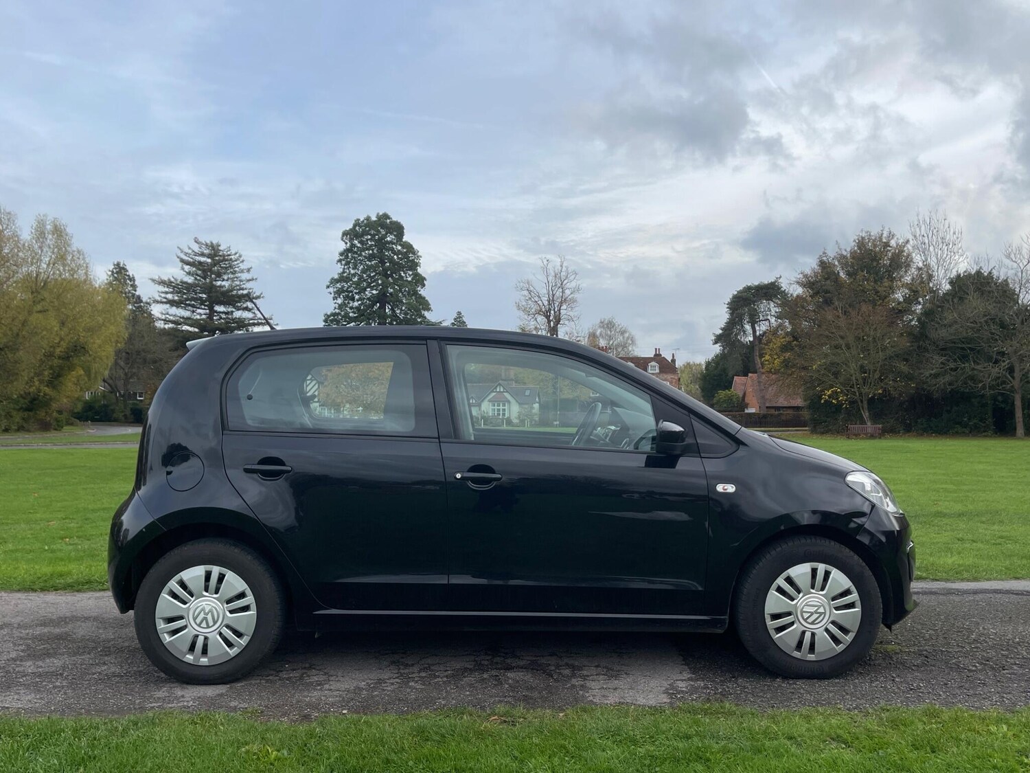 Used Volkswagen up! 2013 for sale - 76514489: Photo 12