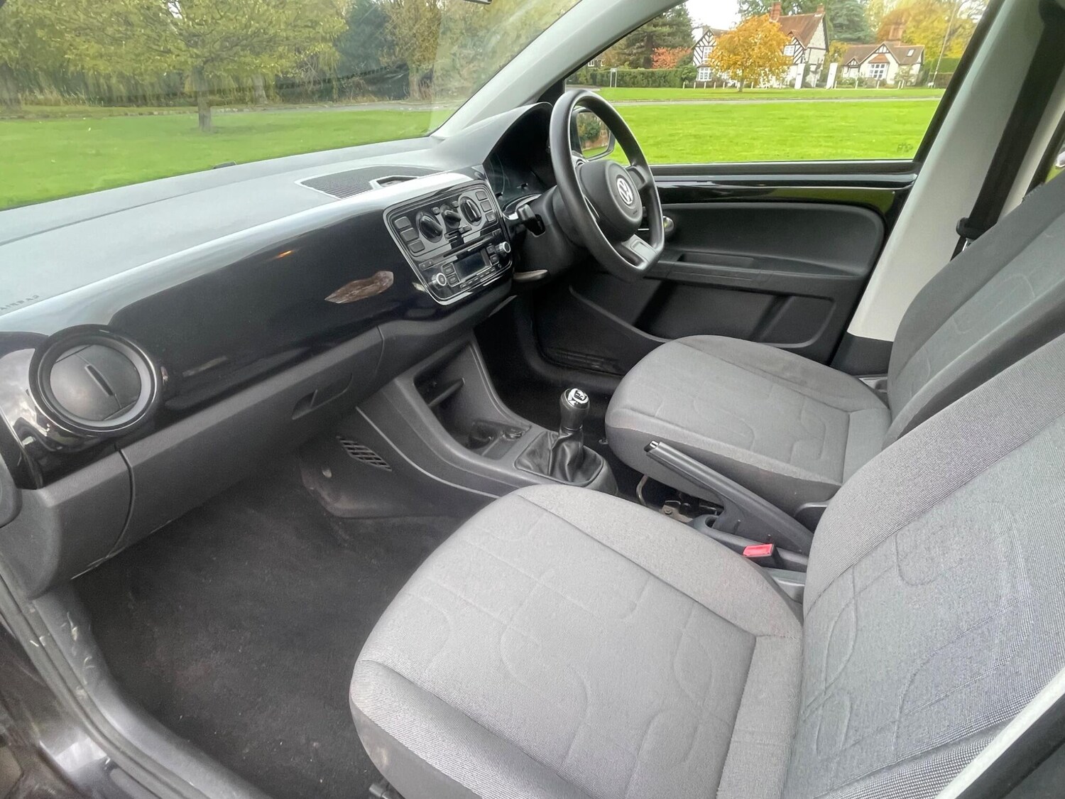 Used Volkswagen up! 2013 for sale - 76514489: Photo 22