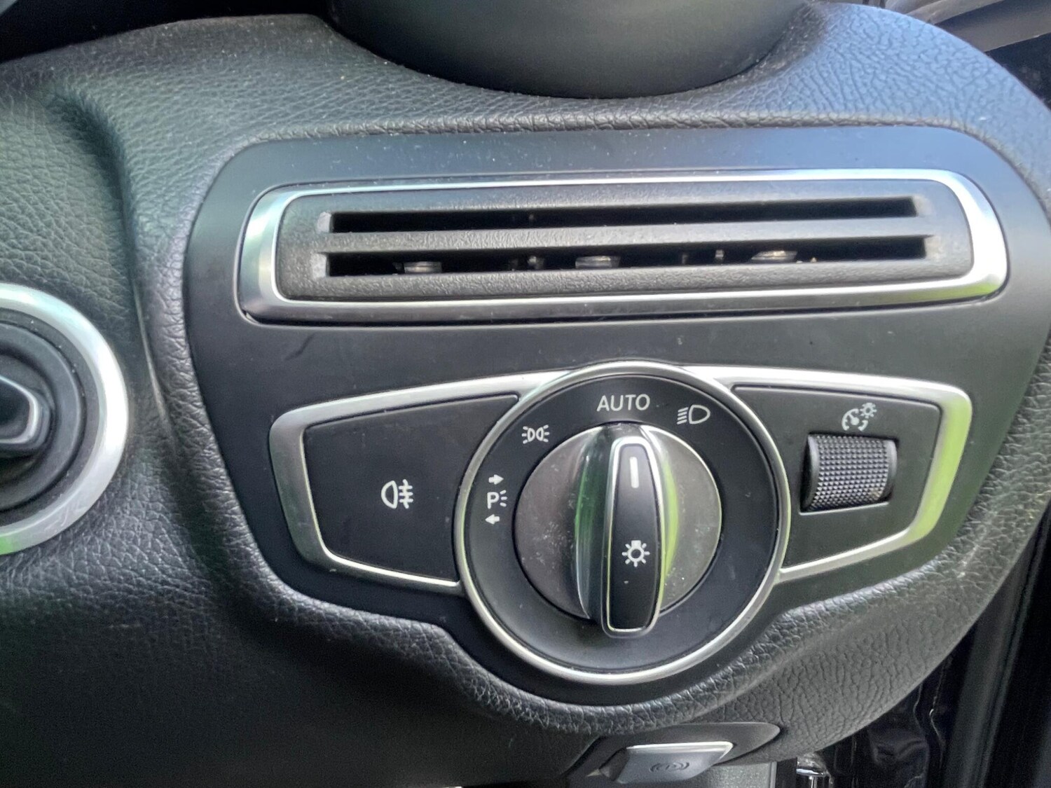 Used Mercedes-Benz C Class 2018 for sale - 76514490: Photo 33