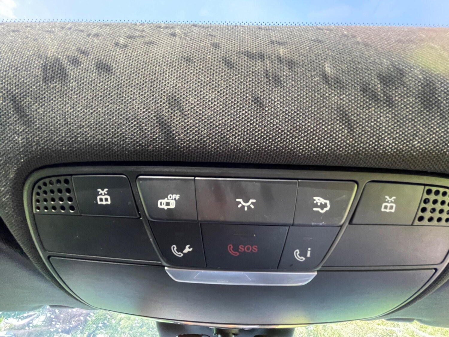 Used Mercedes-Benz C Class 2018 for sale - 76514490: Photo 34