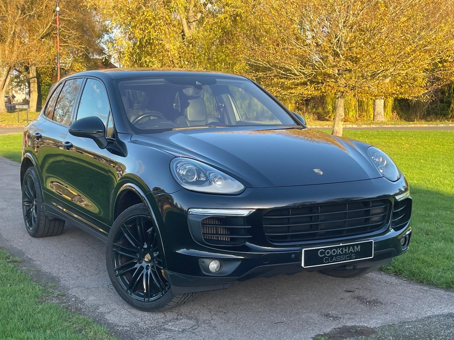 Used Porsche Cayenne 2015 for sale - 76522099: Photo 1