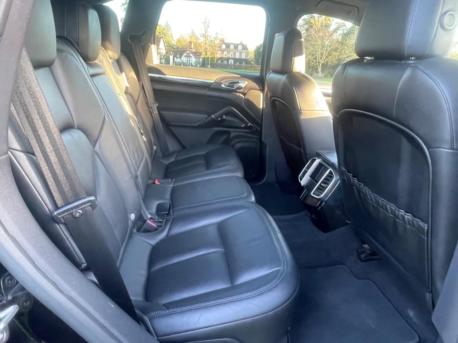 Used Porsche Cayenne 2015 for sale - 76522099: Photo 16