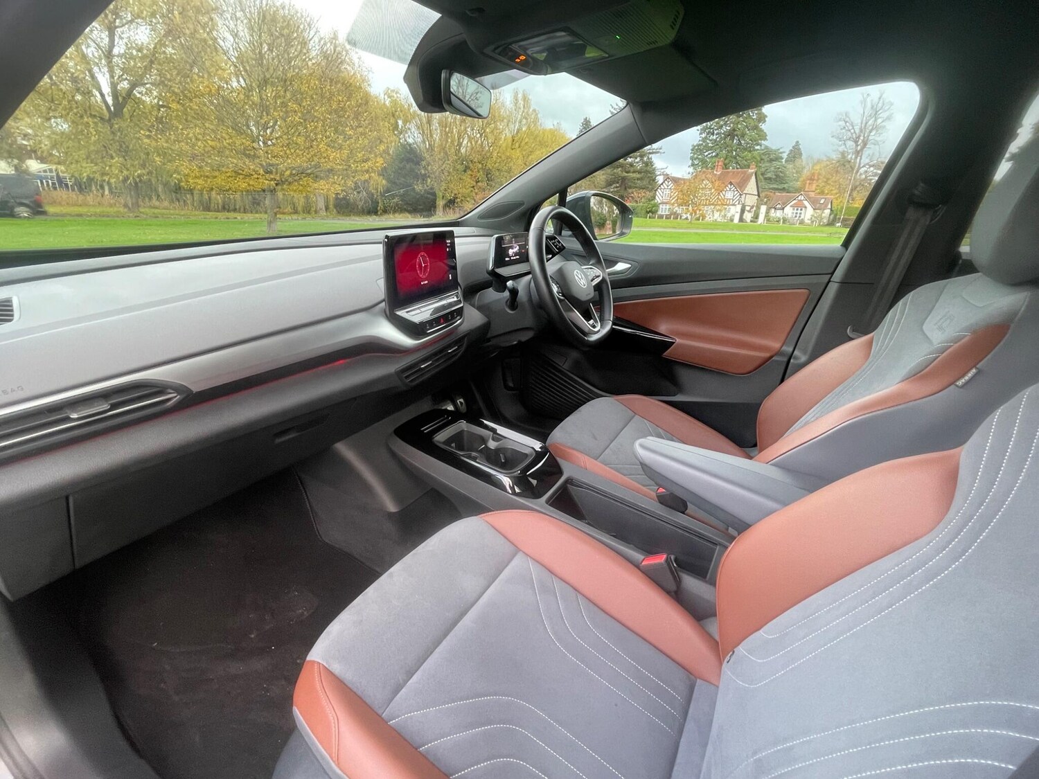 Used Volkswagen ID.4 2021 for sale - 76514491: Photo 32