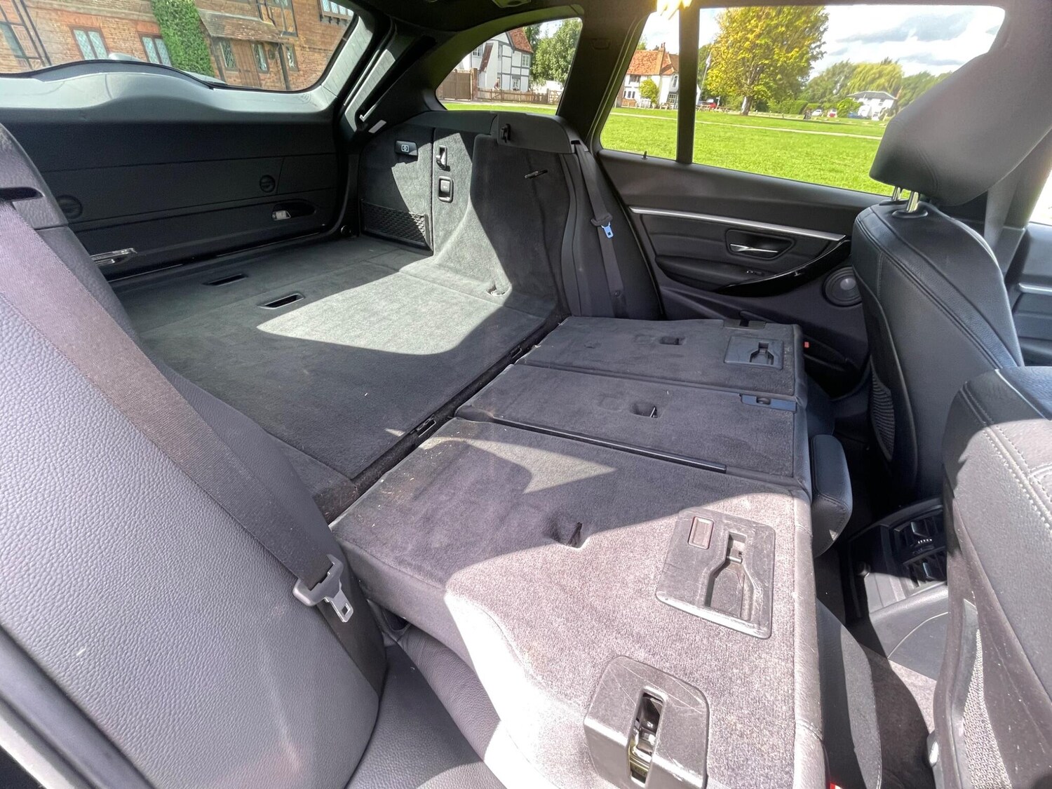 Used BMW 3 Series 2019 for sale - 76592839: Photo 25