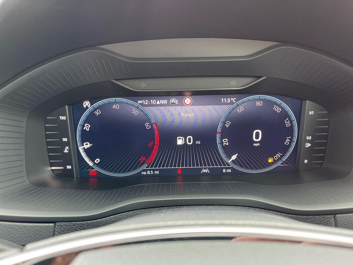 Used Skoda Karoq 2025 for sale - 76678440: Photo 14