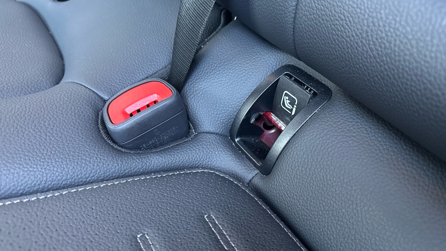 Used Mercedes-Benz GLC 2024 for sale - 77077245: Photo 17