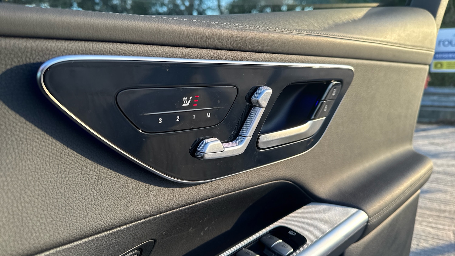 Used Mercedes-Benz GLC 2024 for sale - 77077245: Photo 34