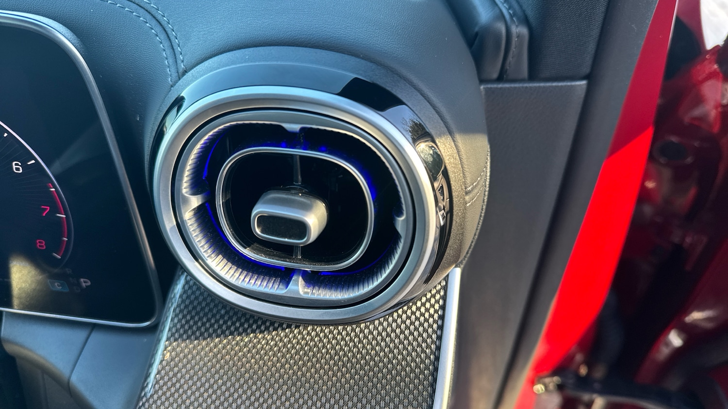 Used Mercedes-Benz GLC 2024 for sale - 77077245: Photo 38