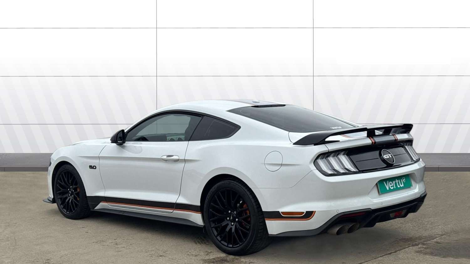 Used Ford Mustang 2020 for sale - 77417370: Photo 2