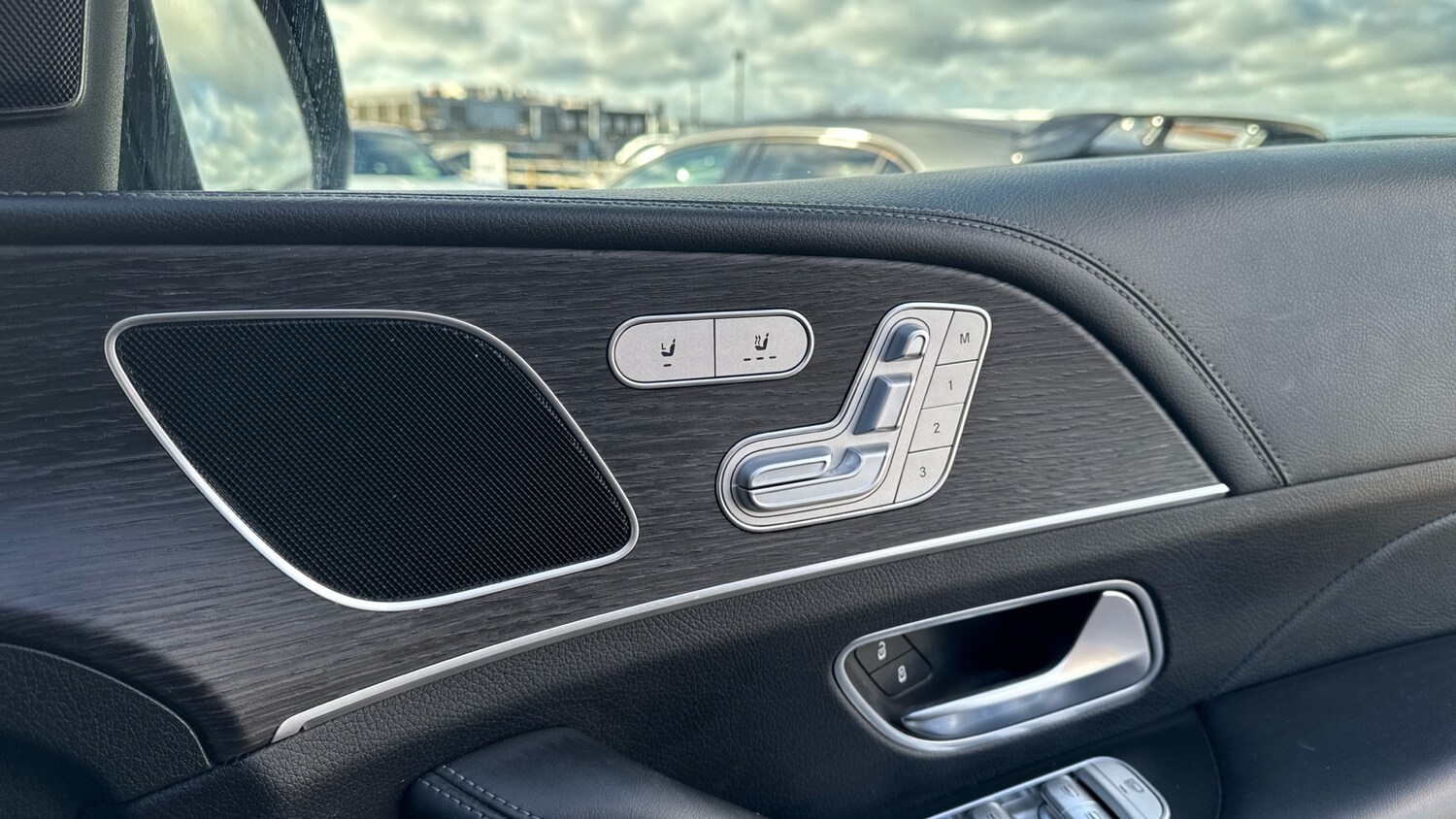 Used Mercedes-Benz GLE 2021 for sale - 76355450: Photo 33