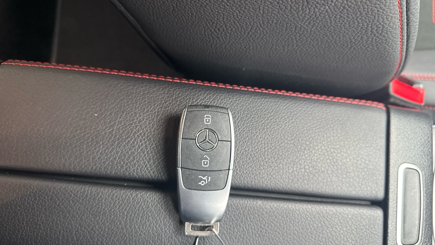 Used Mercedes-Benz GLB 2024 for sale - 77035742: Photo 20