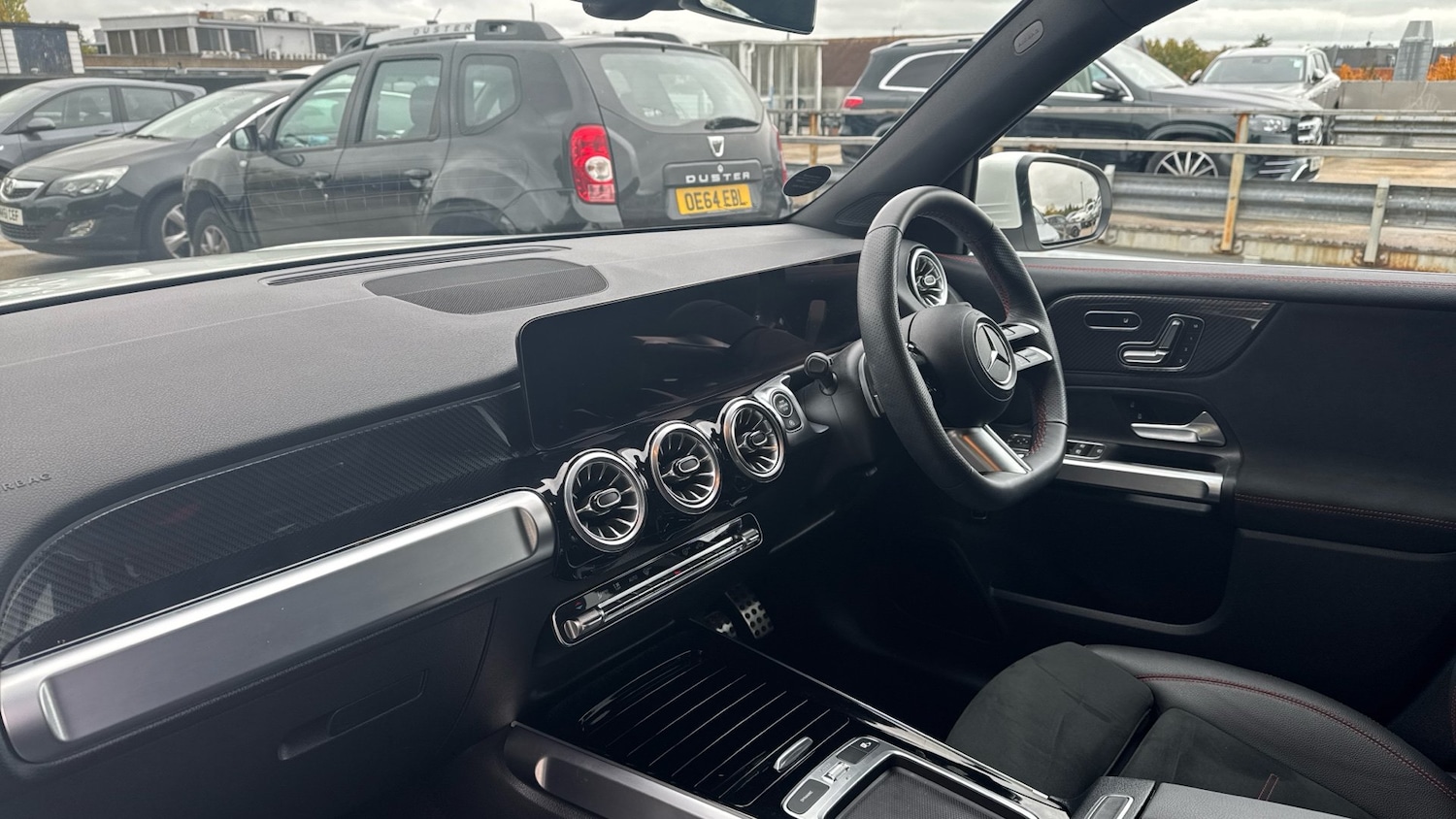 Used Mercedes-Benz GLB 2024 for sale - 77035742: Photo 9