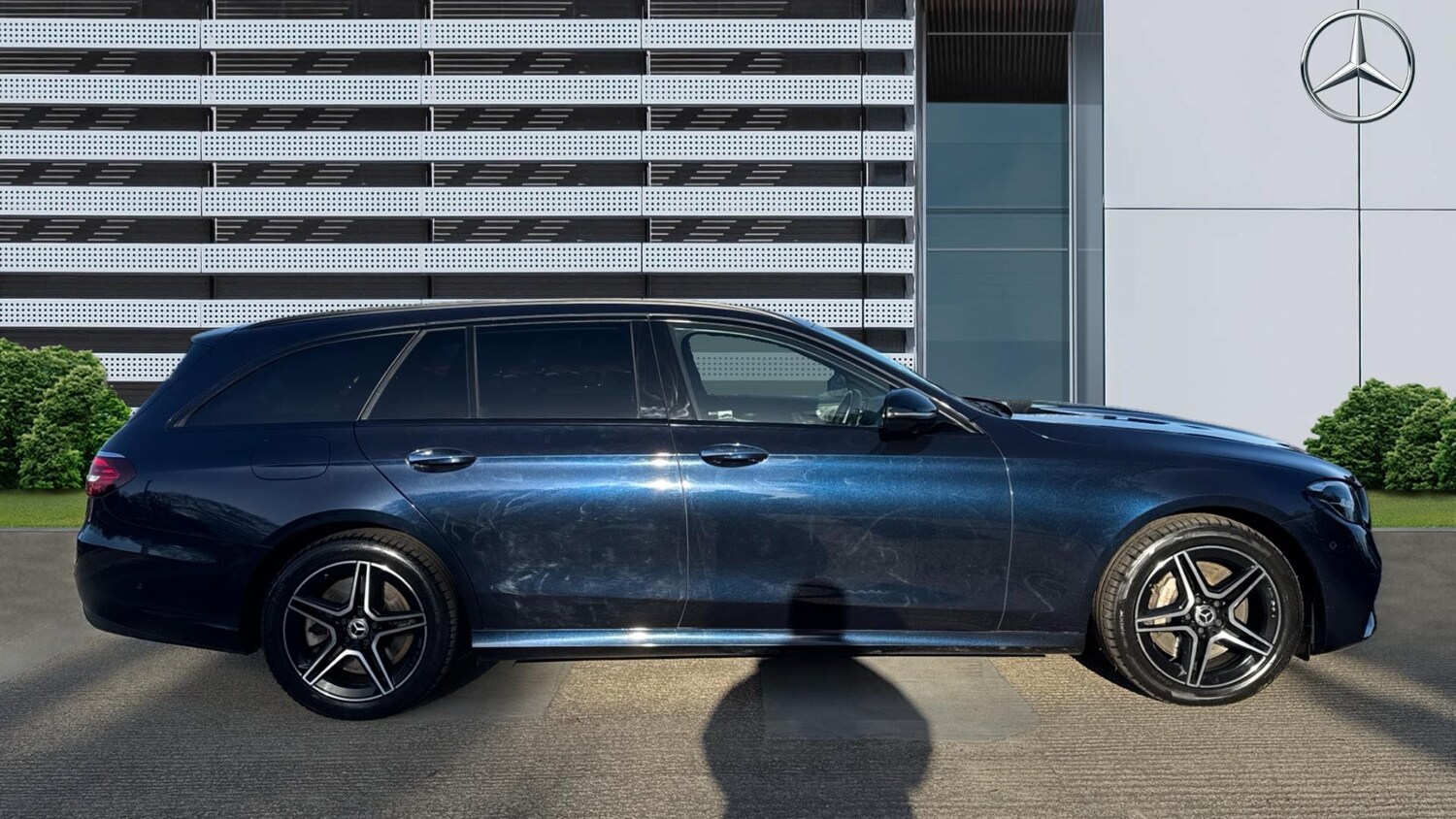 Used Mercedes-Benz E Class 2023 for sale - 76464402: Photo 5