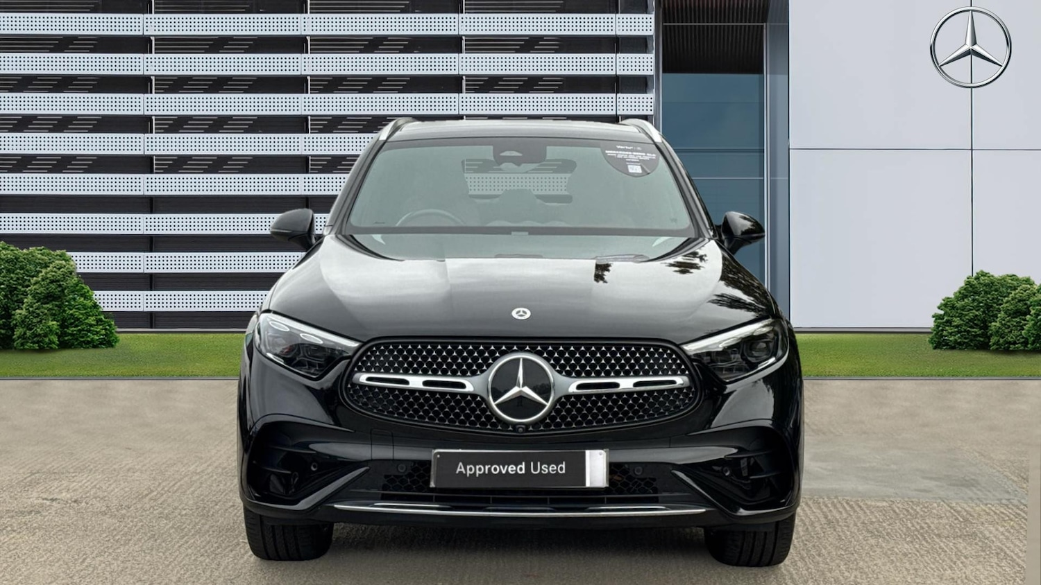 Used Mercedes-Benz GLC 2023 for sale - 76243529: Photo 3