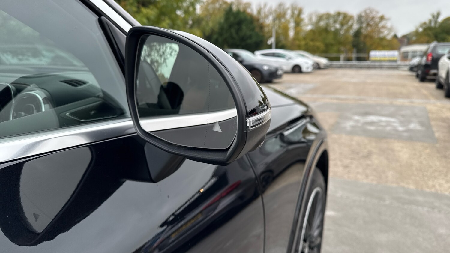 Used Mercedes-Benz GLC 2023 for sale - 76243529: Photo 31