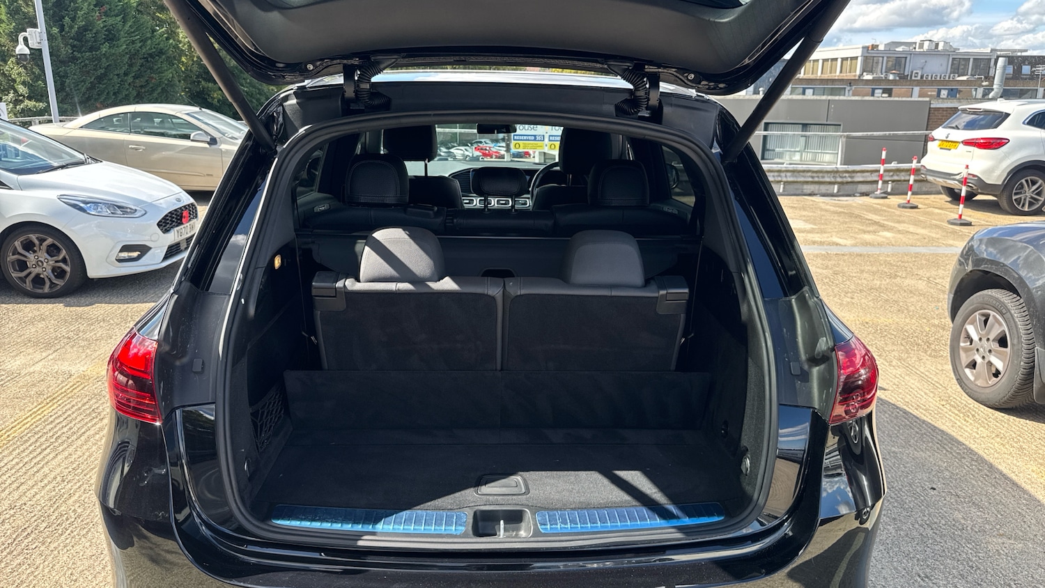 Used Mercedes-Benz GLE 2024 for sale - 76559876: Photo 4