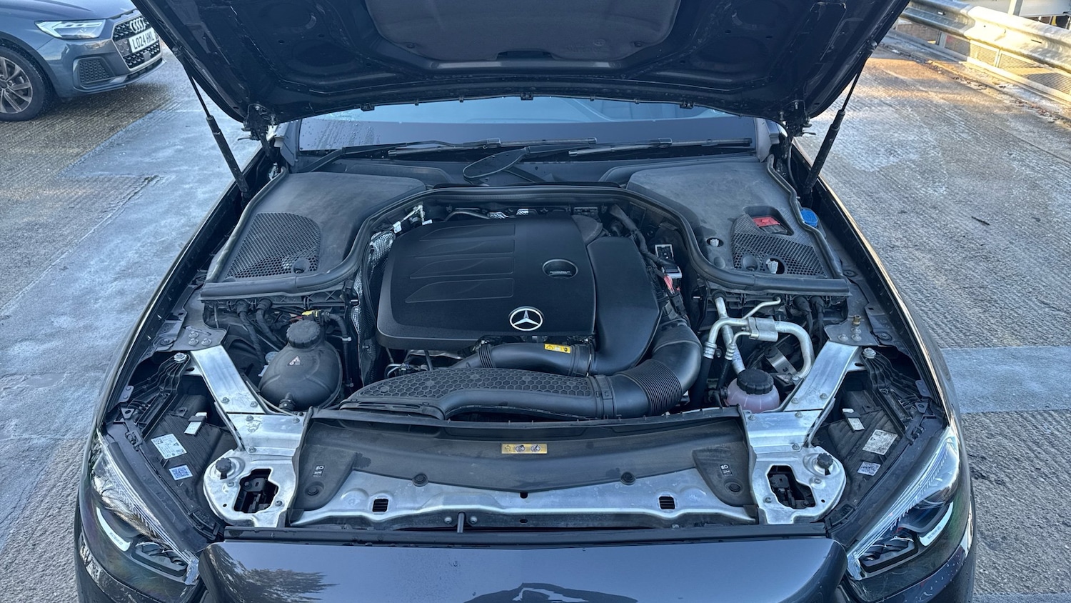 Used Mercedes-Benz E Class 2021 for sale - 77261333: Photo 8