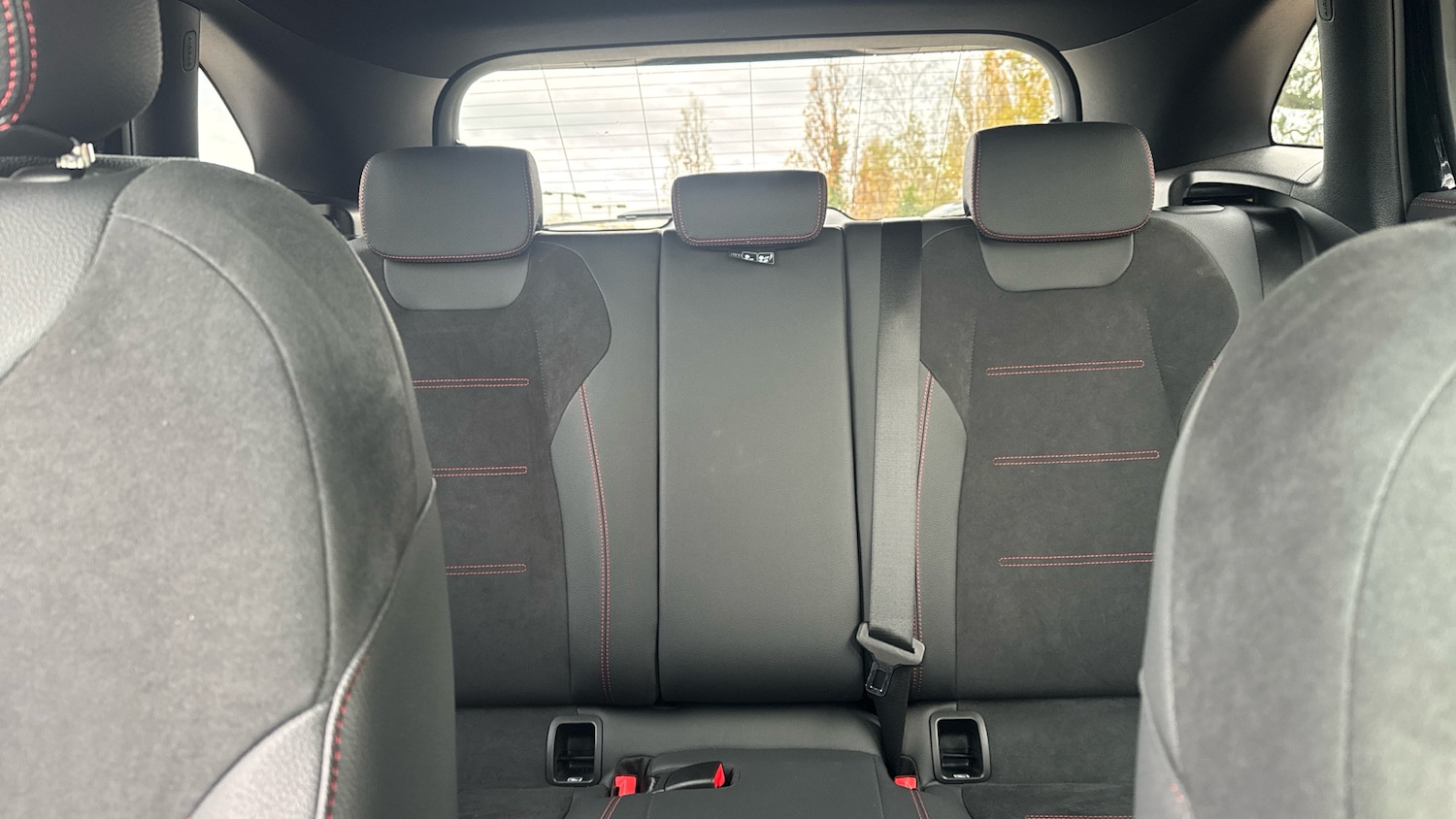 Used Mercedes-Benz GLA 2024 for sale - 76580623: Photo 15