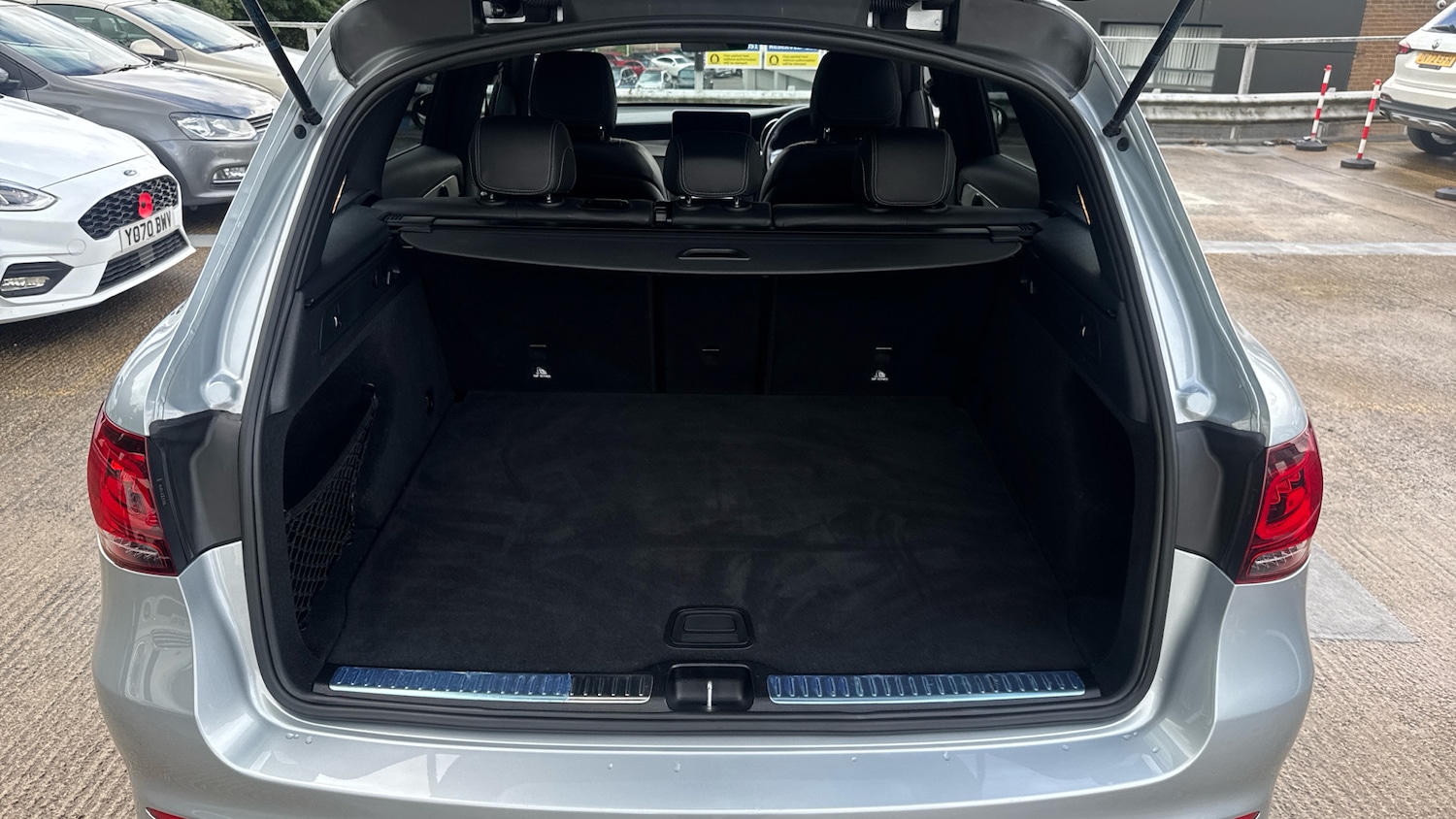 Used Mercedes-Benz GLC 2022 for sale - 76243093: Photo 4