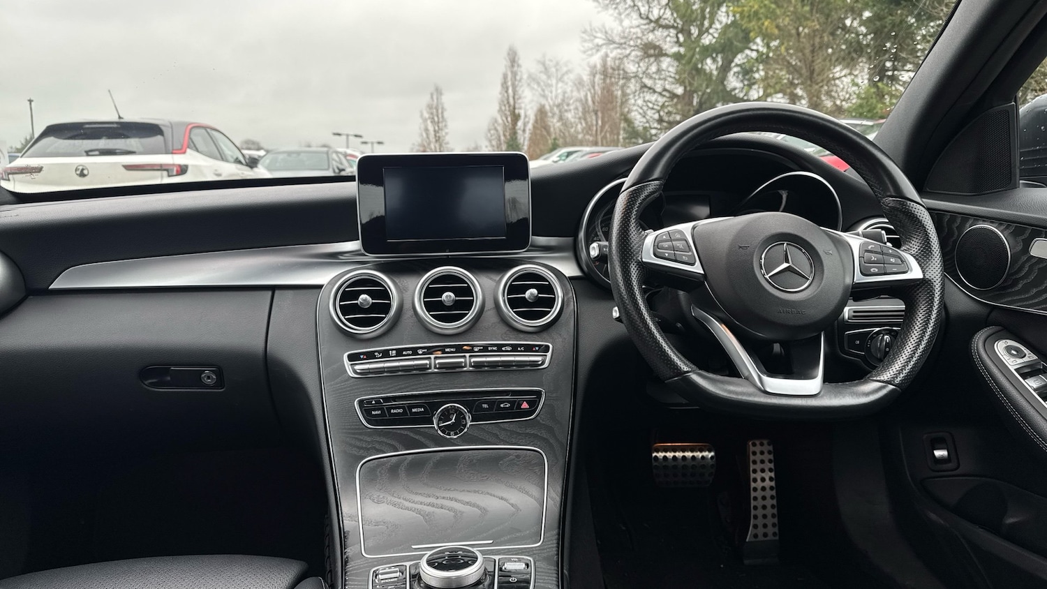 Used Mercedes-Benz C Class 2018 for sale - 77034213: Photo 10