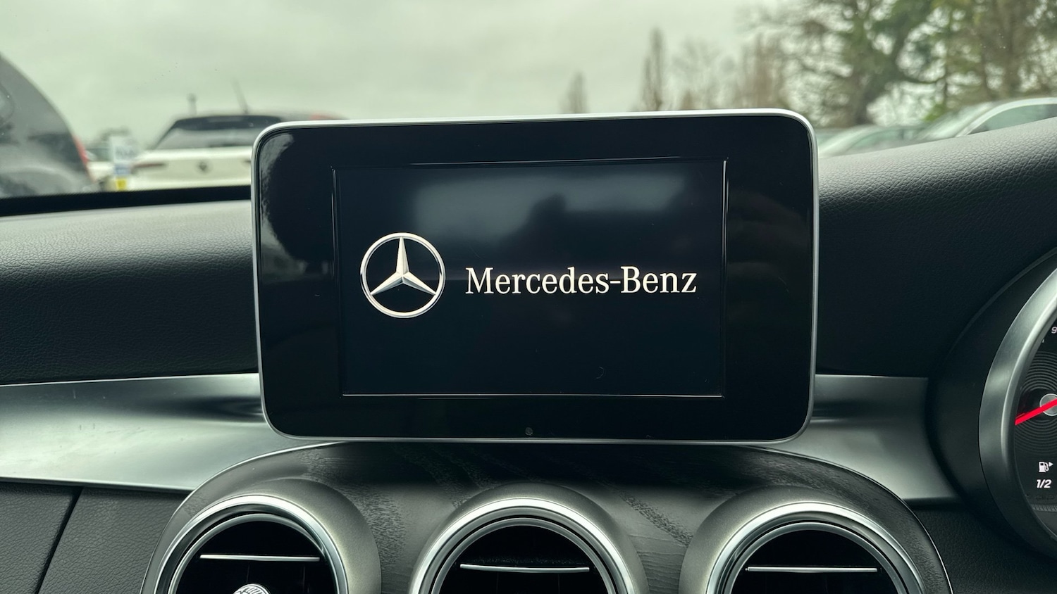 Used Mercedes-Benz C Class 2018 for sale - 77034213: Photo 12