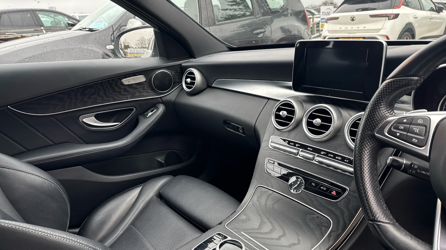 Used Mercedes-Benz C Class 2018 for sale - 77034213: Photo 14