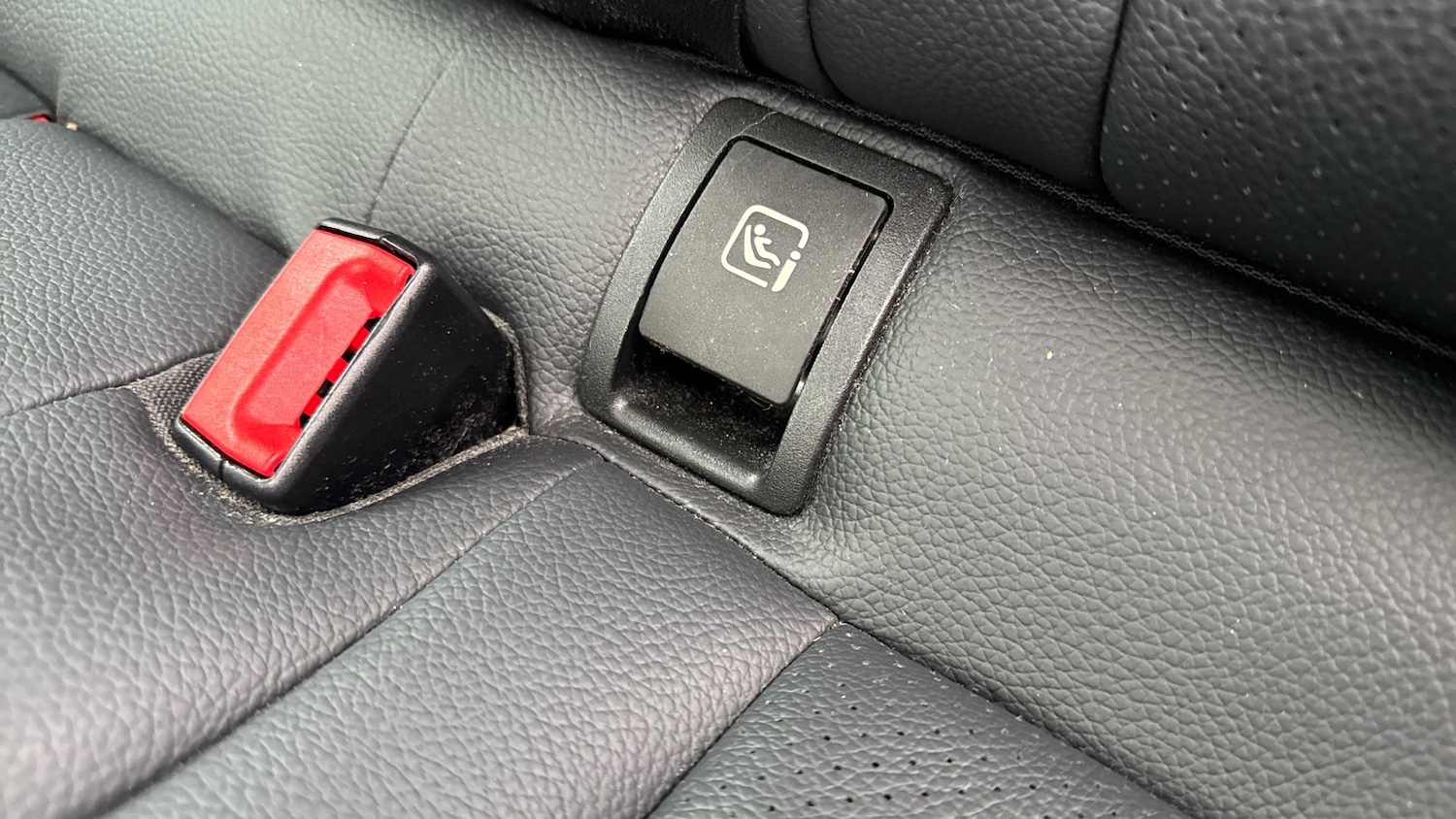 Used Mercedes-Benz C Class 2018 for sale - 77034213: Photo 17