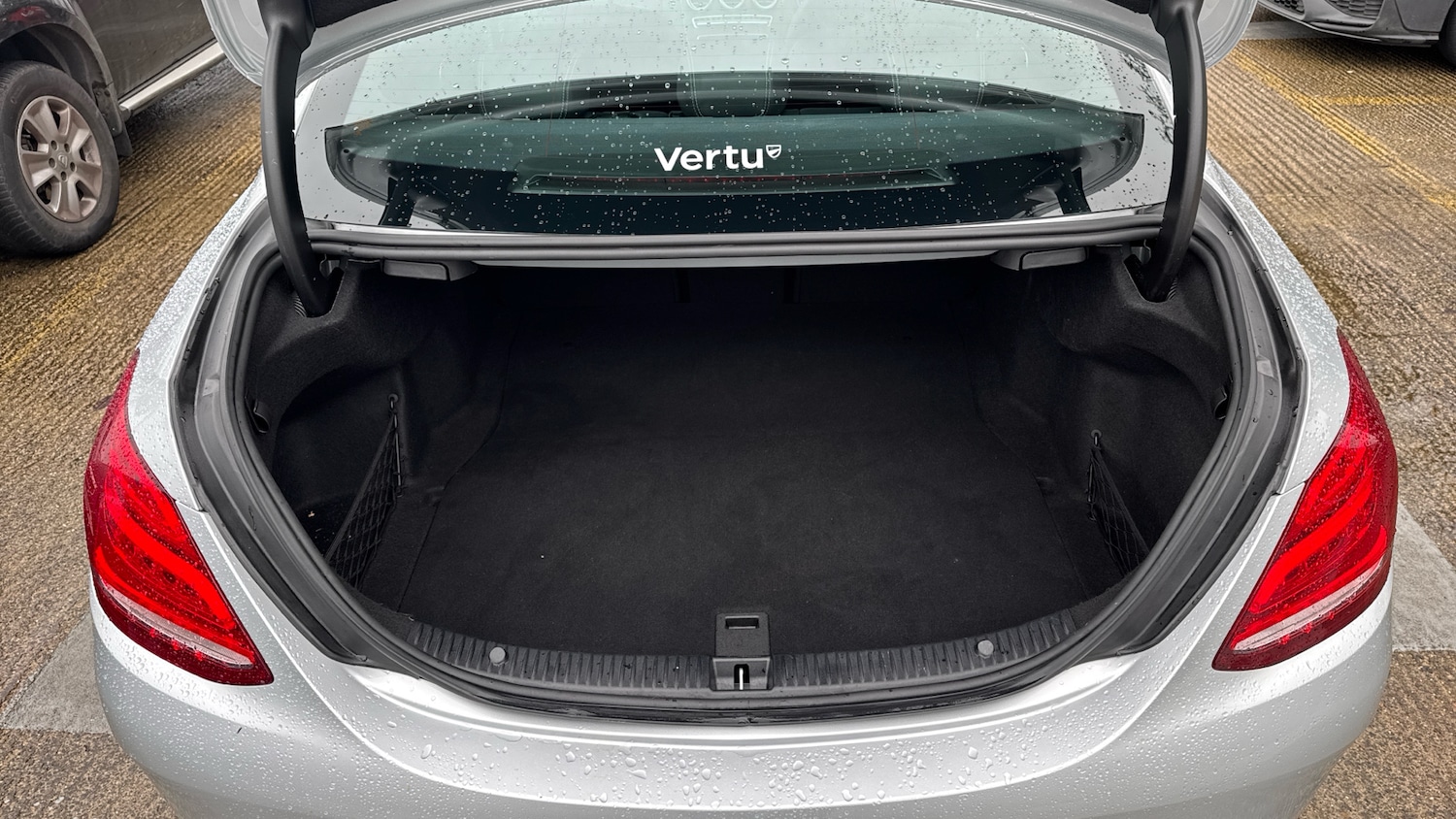 Used Mercedes-Benz C Class 2018 for sale - 77034213: Photo 4