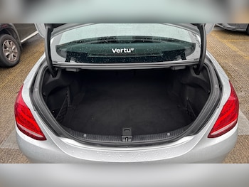 Used Mercedes-Benz C Class 2018 for sale - 77034213: Photo